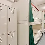 Auberge de jeunesse Hola Collblanc L'Hospitalet de Llobregat