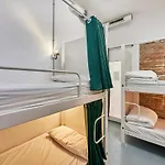 Hola Collblanc Hostal
