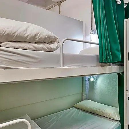 Hola Collblanc Hostal *