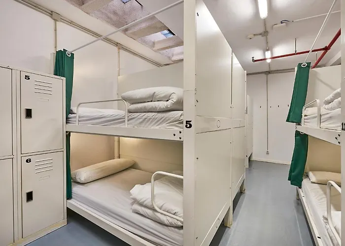 Hola Collblanc Vandrarhem L'Hospitalet de Llobregat