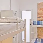 Hola Collblanc Hostel